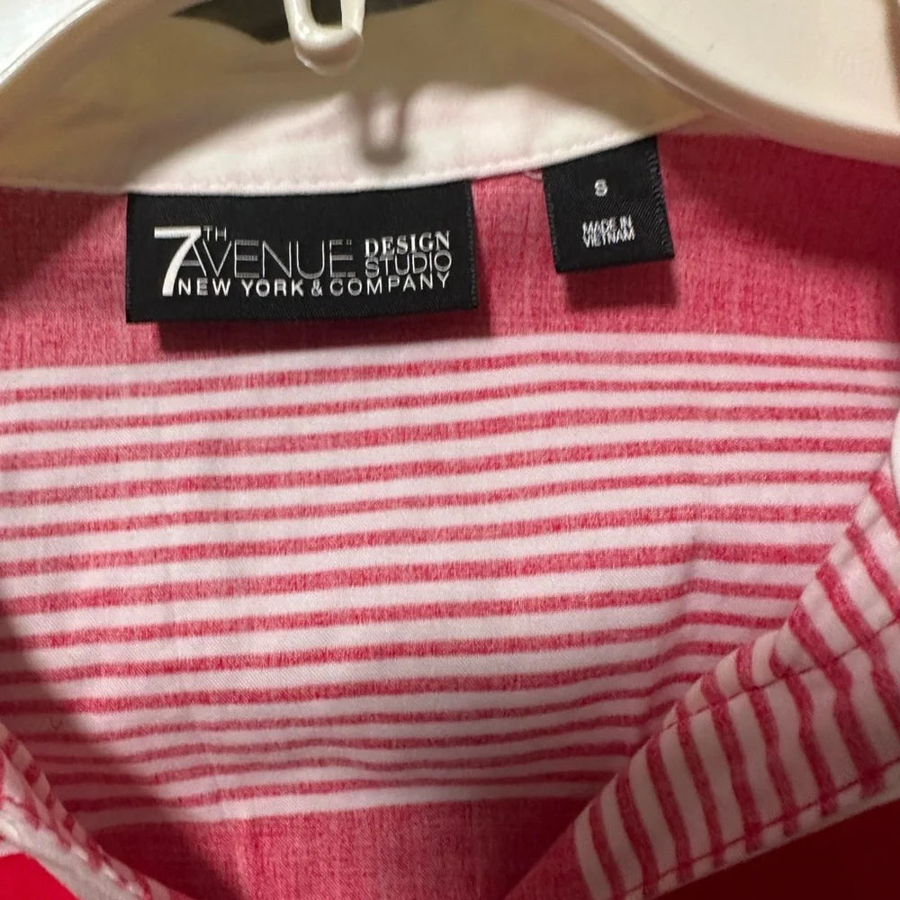 Top - Picture 2 of 2